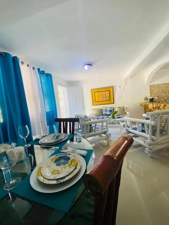 Villa Marcia Boca Chica 0*,